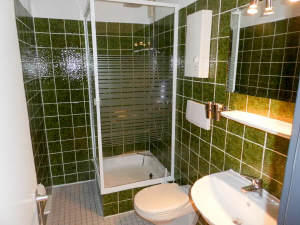 Duschbadezimmer